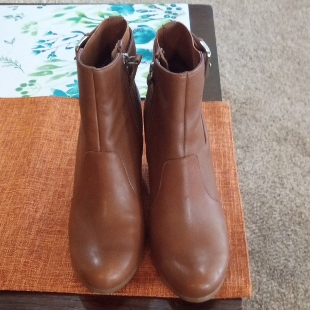 Susina Brown Ankle Boots & Booties